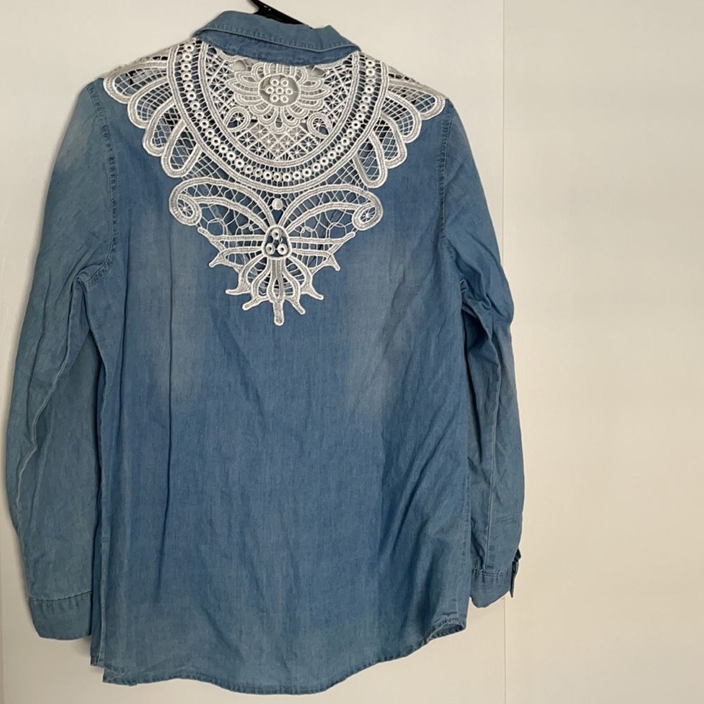 Women’s denim button up shirt with lace detailing